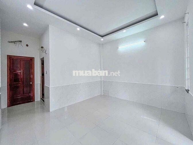 Bán nhà 3 tầng KDC Hồng Phát giá 5,65 tỷ