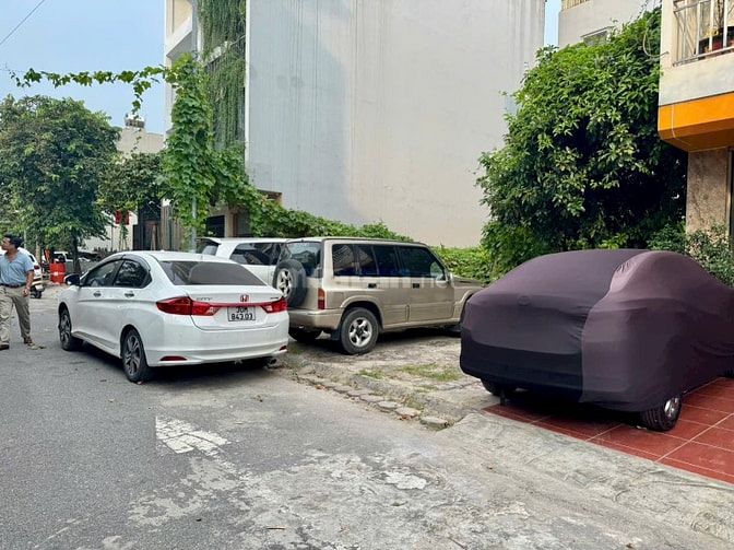 Nhỉnh 7 tỷ đất tái định cư Đặng Xá, Vỉa hè oto tránh dt 80m2