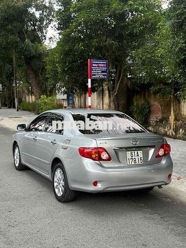 Toyota Corolla Altis 2009 2.0V - 120000 km
