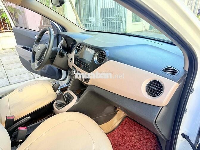 Hyundai Grand i10 2018 Sedan 1.2 MT - 120000 km