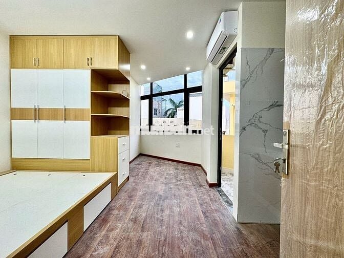 STUDIO - FULL NỘI THẤT - MÁY GIẶT RIÊNG - BAN CÔNG NGAY SAU VLU CS3