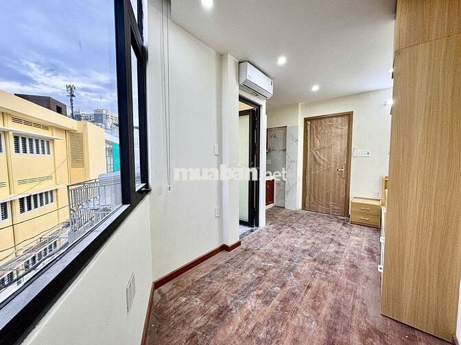 STUDIO - FULL NỘI THẤT - MÁY GIẶT RIÊNG - BAN CÔNG NGAY SAU VLU CS3