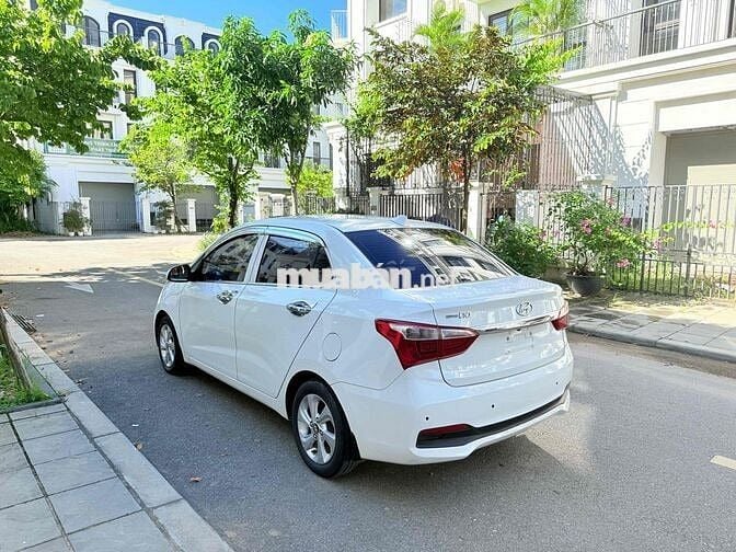 Hyundai Grand i10 2018 Sedan 1.2 MT - 120000 km