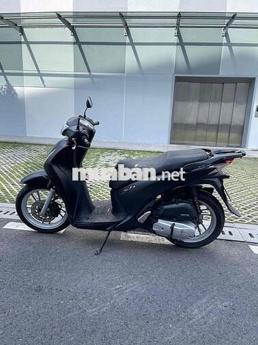 cần bán xe chính chủ SH150i Việt Nam