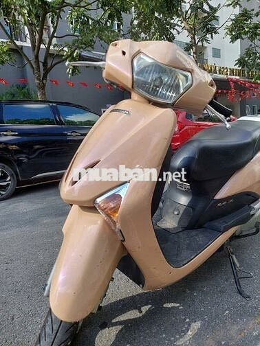 Bán xe Lead mầu kem chính chủ