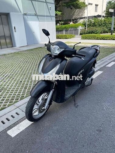 cần bán xe chính chủ SH150i Việt Nam