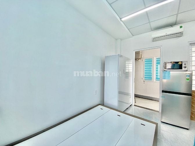 CHDV 6 tầng lầu 716m², sau mặt tiền, dòng tiền 115tr/1thg