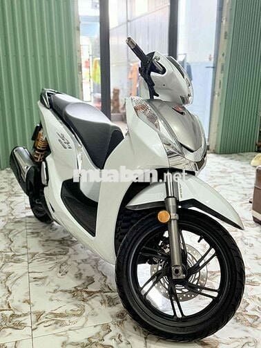 SH 300i xe nhập Ý Trắng Sporty