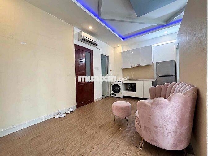 Cho Thuê 2PN-Full Nội Thất-Máy Giặt Riêng-Ban Công-Cửa Sổ Trời