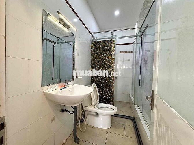 Cho Thuê 2PN-Full Nội Thất-Máy Giặt Riêng-Ban Công-Cửa Sổ Trời