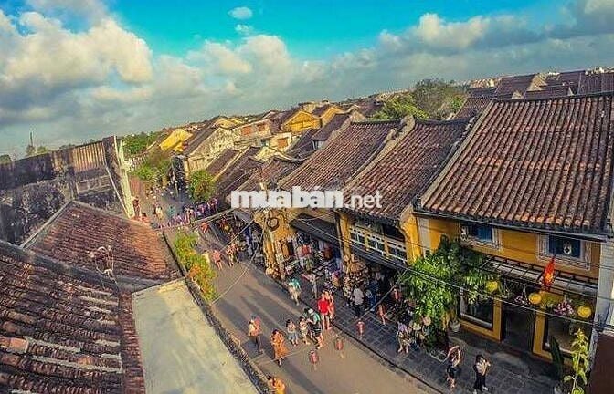 Mặt tiền Phan Chu Trinh phố cổ Hội An