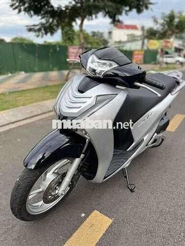 ✔️ Sh125i dk2018 máy móc nguyên Zin ko lỗi .