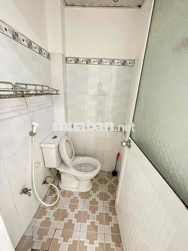 Nhà 4x9m mặt tiền Nguyễn Việt Hồng