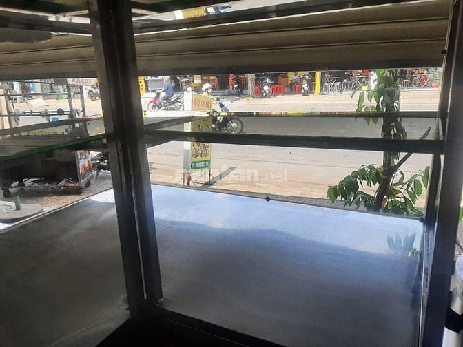 Cần bán xác 2 lò vi sóng , giá tổng chỉ  150k, Xe cơm dài 6m giá 5tr