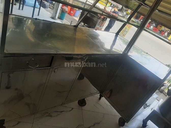 Cần bán xác 2 lò vi sóng , giá tổng chỉ  150k, Xe cơm dài 6m giá 5tr