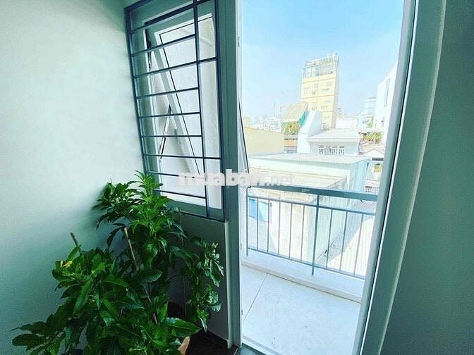 Cho thuê căn hộ Studio Ban công Q4 gần ĐH Luật, ĐH Nguyễn Tất Thành
