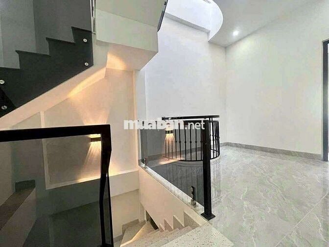 ⛔️ CHO THUÊ NHÀ MẶT TIỀN: HUỲNH NGỌC HUỆ - 3PN - 4WC