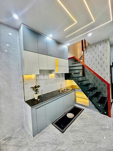 CĂN NHÀ NHỎ NẰM NGAY ĐOÀN THỊ ĐIỂM-GIÁ 2,34TỶ-42m2-PHÚ NHUẬN