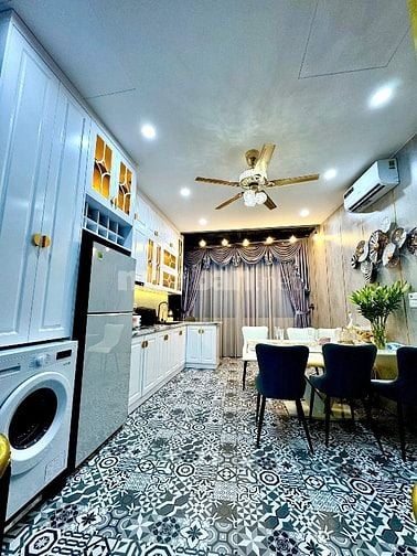 Chủ Cần Bán Nhanh Lương Đình Của - Đống Đa 33m2 x 5 Tầng Thang Máy Chỉ