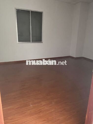 Cho Thuê Nhà Trệt Lầu Mặt Tiền 9m Đường 3/2 Vị Trí Trung Tâm Cần Thơ