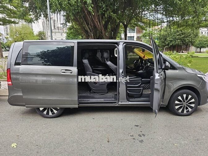 Mercedes Benz V Class 2020 V250 AMG - 80000 km