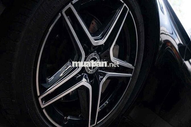 Mercedes C300 AMG 2019