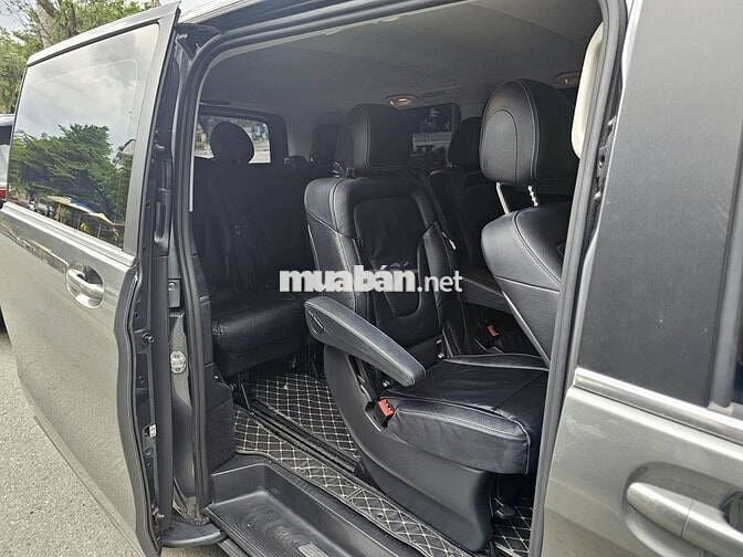 Mercedes Benz V Class 2020 V250 AMG - 80000 km