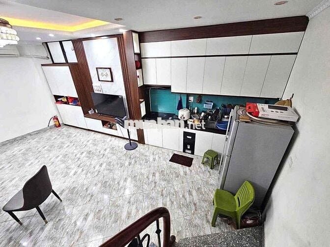HIẾM- NHÀ ĐẸP PHỐ BỒ ĐỀ - Ô TÔ ĐỖ CỔNG - 30M2 X 5 TẦNG, 6.5 TỶ