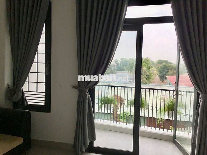 Phòng mới xây, có ban công thoáng mát và wc riêng - 3.3tr/tháng - 20m2