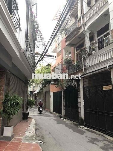 HIẾM- NHÀ ĐẸP PHỐ BỒ ĐỀ - Ô TÔ ĐỖ CỔNG - 30M2 X 5 TẦNG, 6.5 TỶ