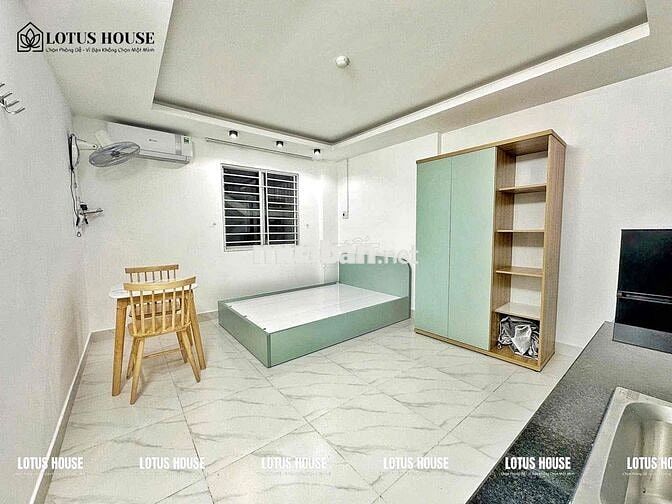 STUDIO CÓ CỬA SỔ SIÊU RỘNG RÃI THOÁNG MÁT FULL NỘI THẤT SÁT BÊN HUIT