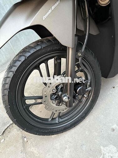 Vario 150 2020 xe đẹp máy zin êm đúng chủ chỉ 33tr