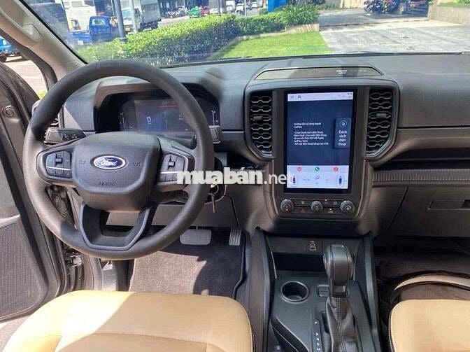 Ford Ranger 2025 XLS 2.0L 4x2 AT - 18000 km