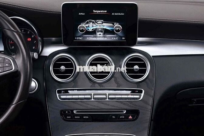 MERCEDES GLC300 4MATIC 2018