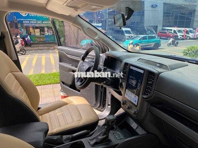 Ford Ranger 2025 XLS 2.0L 4x2 AT - 18000 km
