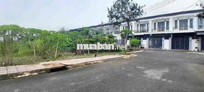 Đất KDC Long Hoà cần đước long an , giá 1,8tỷ , 83m , NKG NHÀ ĐẤT