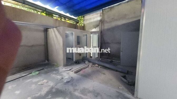 Cho thuê nhà mặt tiền đường Cách Mạng Tháng Tám gần chợ búng 300m2.
