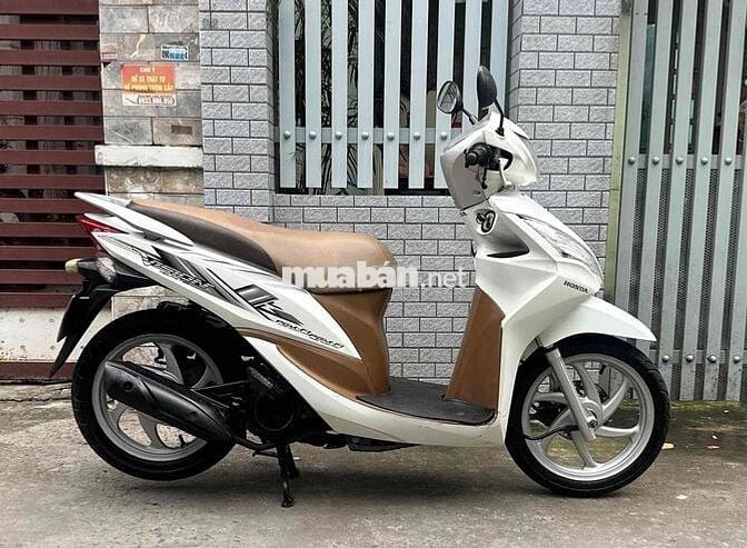 Vision 2014 đẹp, máy êm thì thầm bao vọt