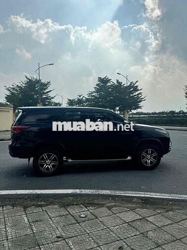 Toyota Fortuner 2022 2.4L 4x2 MT 30/5 số chính chu