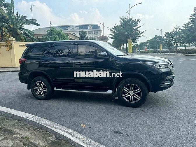 Toyota Fortuner 2022 2.4L 4x2 MT 30/5 số chính chu