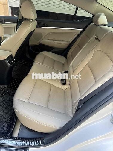 Hyundai Elantra 2020 2.0 AT - 72000 km