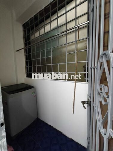 Căn hộ 60m2, 2 phòng ngủ, ngay trung tâm Quận 10, thuận tiện đi lại