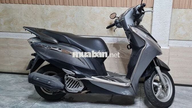 Bán xe honda lead 125_ sx 2015, giá dễ mua.