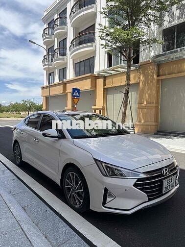 Hyundai Elantra 2020 2.0 AT - 72000 km