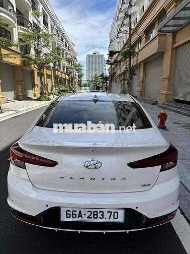 Hyundai Elantra 2020 2.0 AT - 72000 km