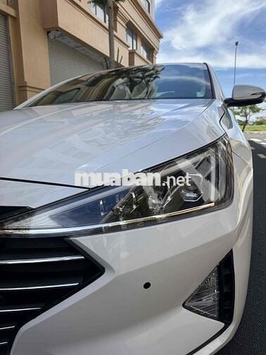 Hyundai Elantra 2020 2.0 AT - 72000 km