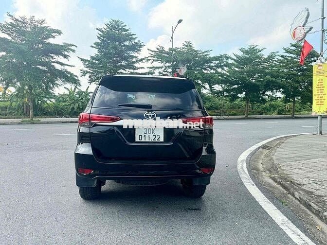 Toyota Fortuner 2022 2.4L 4x2 MT 30/5 số chính chu