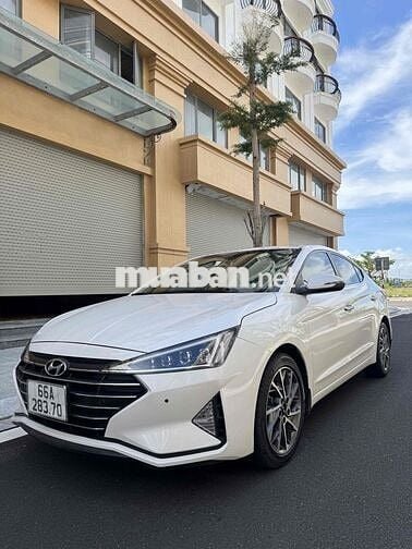 Hyundai Elantra 2020 2.0 AT - 72000 km