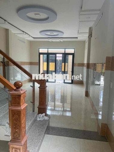 nhà hẻm oto 8m , 5 *20 , 5 phòng ngủ 6 nhà vệ sinh