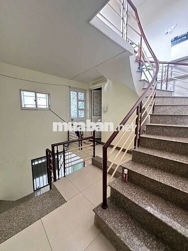 Măt Tiền K. Doanh Đ.S 8 L.Trung H. Diệu 2 Nhà3 Tầng DT70m 4.7×15 .3PN